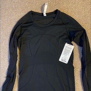 Lululemon swiftly tech long sleeve crew